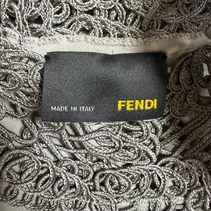 [BUNJANG] Fendi Sleeveless T-shirt / 펜디 민소매 티셔츠