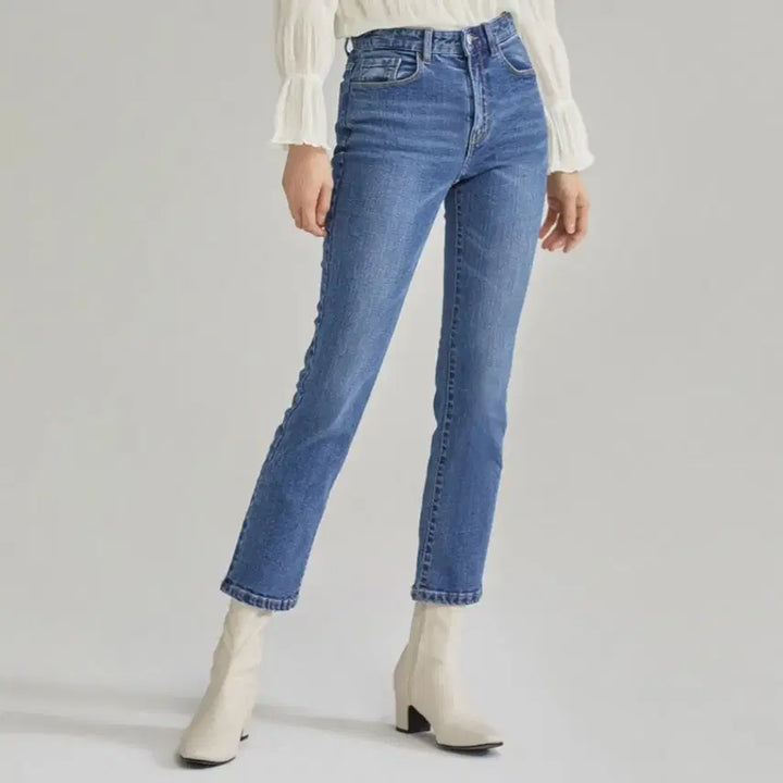 [BUNJANG] MIXXO Bootcut Denim Jeans / 미쏘 부츠컷 데님, 24