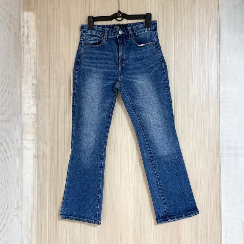 [BUNJANG] MIXXO Bootcut Denim Jeans / 미쏘 부츠컷 데님, 24