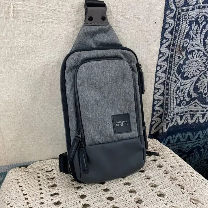 [BUNJANG] Samsonite Cardiaz Waist Bag / [F] 쌤소나이트 카디아즈 웨이스트백 슬링백 가방