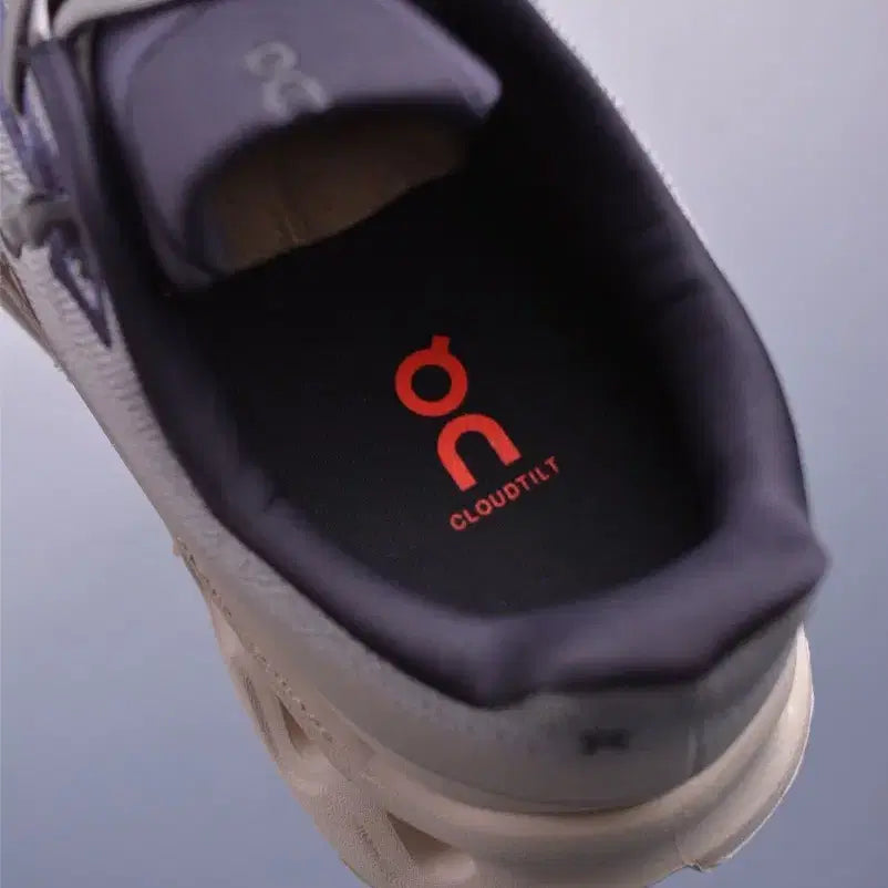 [BUNJANG] On Cloud Running Shoes Gray/Ivory EUR 36 / On 클라우드 러닝화 그레이/아이보리 EUR:36