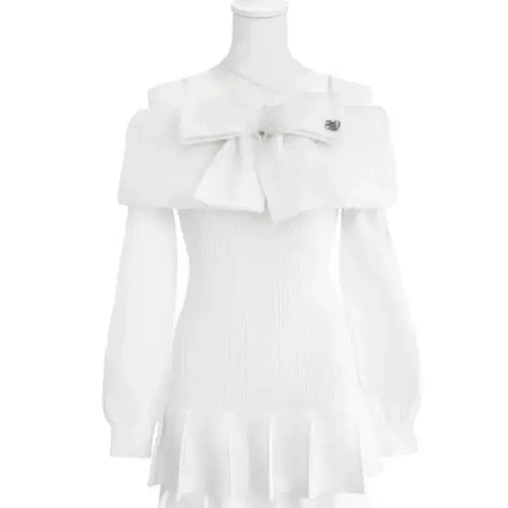 [BUNJANG] Honey Muse Big Ribbon Cross White Off-Shoulder Dress / 허니뮤 빅 리본 크로스 화이트 오프숄더 원피스 미셸마카롱 스나계 양산형