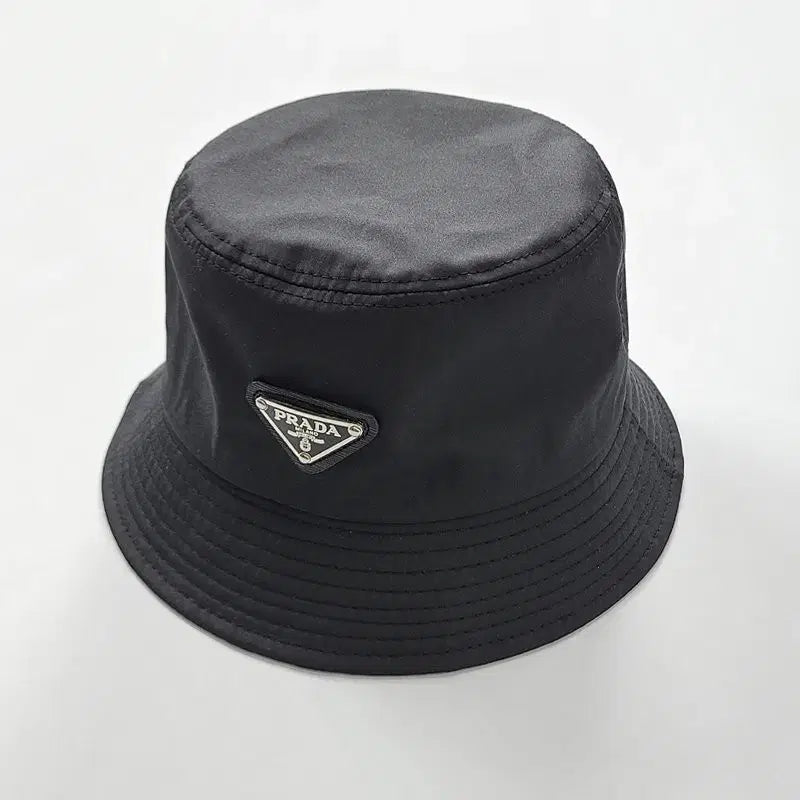 [BUNJANG] Prada Plate Nylon Bucket Hat / 버킷햇
