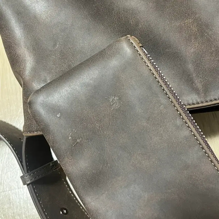 [BUNJANG] Suede Shoulder Bag / 스웨이드 가죽 숄더백