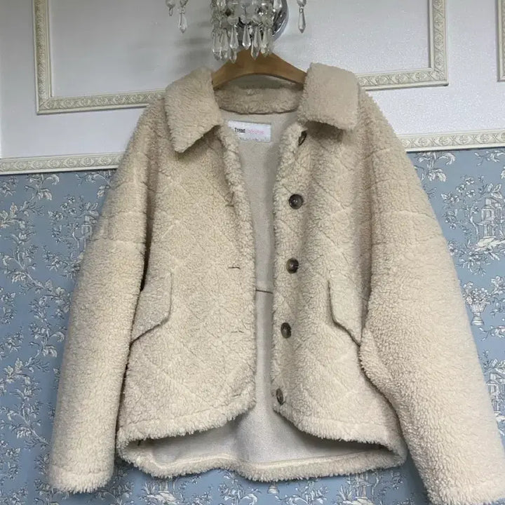 [BUNJANG] Trend Collection Oversized Oatmeal Sherpa Short Coat / 트렌드컬렉션 빅사이즈 뽀글이 숏코트 66~77~88