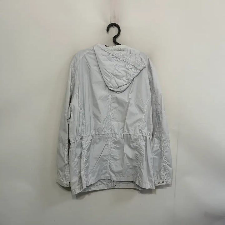 [BUNJANG] Lacoste Nylon Hooded Windbreaker Jacket / 라코스테 나일론 후드 바람막이 105