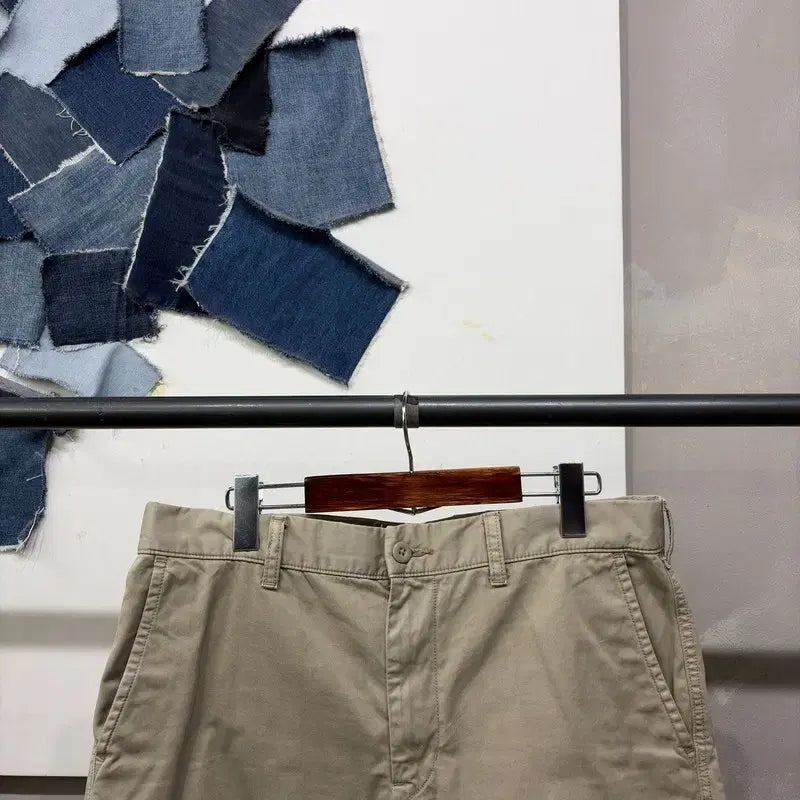[BUNJANG] Uniqlo Bermuda Cotton Shorts 34-inch / (34인치) 유니클로 캐주얼 버뮤다 코튼 숏팬츠 면 반바지