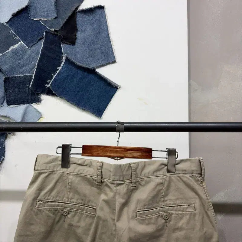 [BUNJANG] Uniqlo Bermuda Cotton Shorts 34-inch / (34인치) 유니클로 캐주얼 버뮤다 코튼 숏팬츠 면 반바지