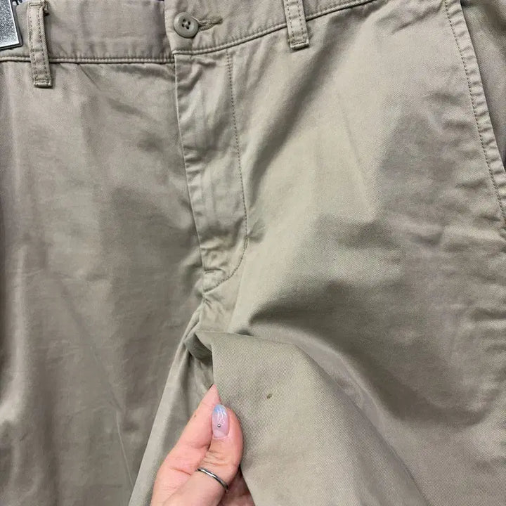 [BUNJANG] Uniqlo Bermuda Cotton Shorts 34-inch / (34인치) 유니클로 캐주얼 버뮤다 코튼 숏팬츠 면 반바지