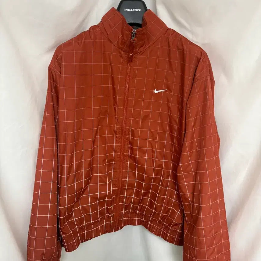 [BUNJANG] Nike NRG Windrunner Windbreaker Jacket (L) / 나이키 NRG 윈드러너 바람막이 자켓 (L / 100)