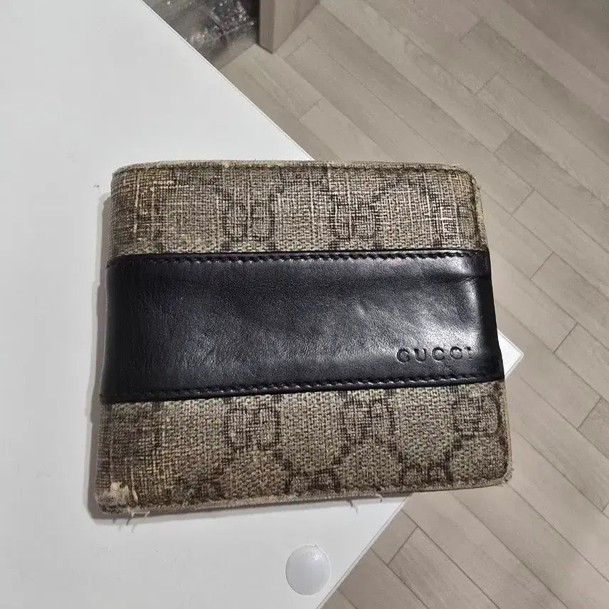 [BUNJANG] Gucci GG Supreme Canvas Bifold Wallet / 구찌 GG 수프림 캔버스 반지갑 베이지 에보니
