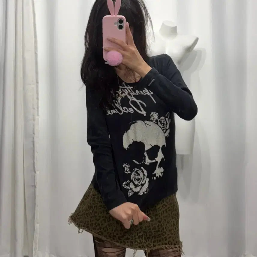 [BUNJANG] Black Skull Printed Longsleeve Shirt / 블랙 스컬 프린팅 롱슬리브