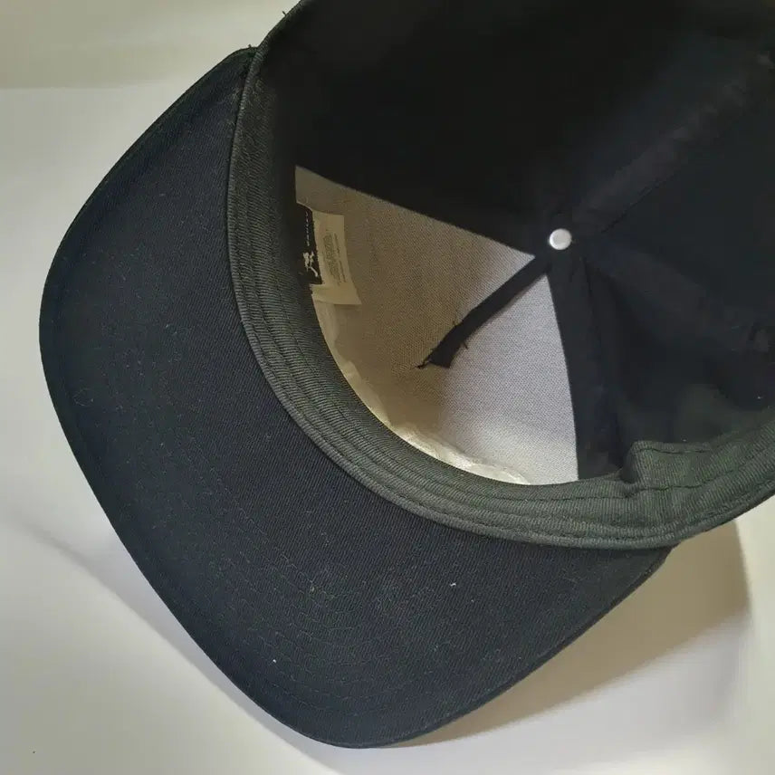 [BUNJANG] Oakley Unisex Black Snapback Cap / OAKLEY 오클리 정품 남녀공용 블랙  스냅백 프리사이즈 상태최상 구제
