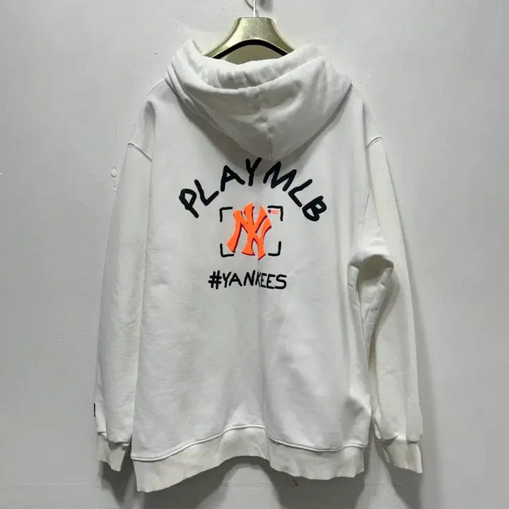 [SOLD OUT] MLB 뉴욕 양키스 흰색 후드티 S