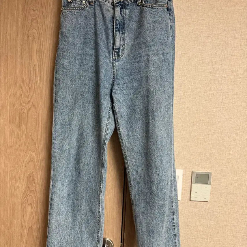 [BUNJANG] ThirtyFourMin Mid-Wash Denim Jeans / 써티포민 중청데님 M