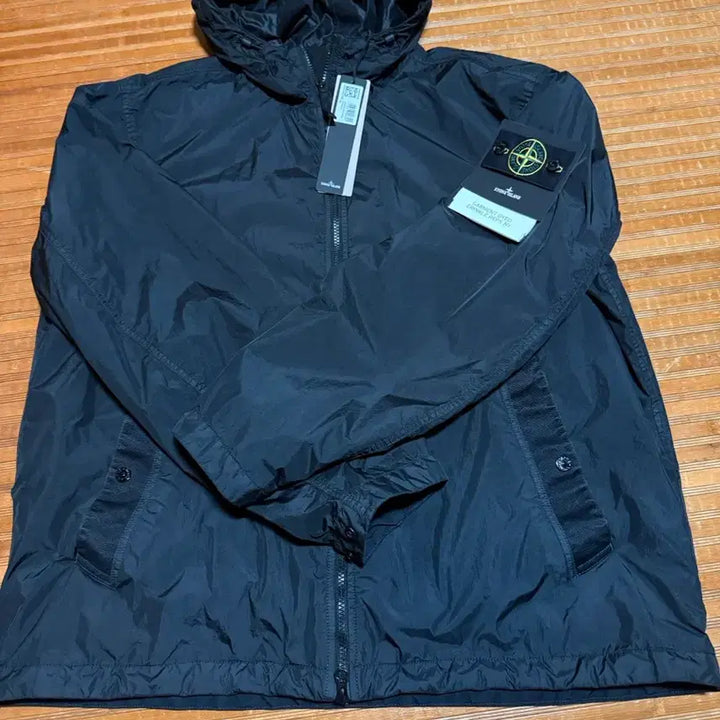 [BUNJANG] Stone Island Crinkle Reps Hooded Jacket XXL / 26SS 스톤아일랜드 크링클랩스 후드 자켓 블랙 XXL