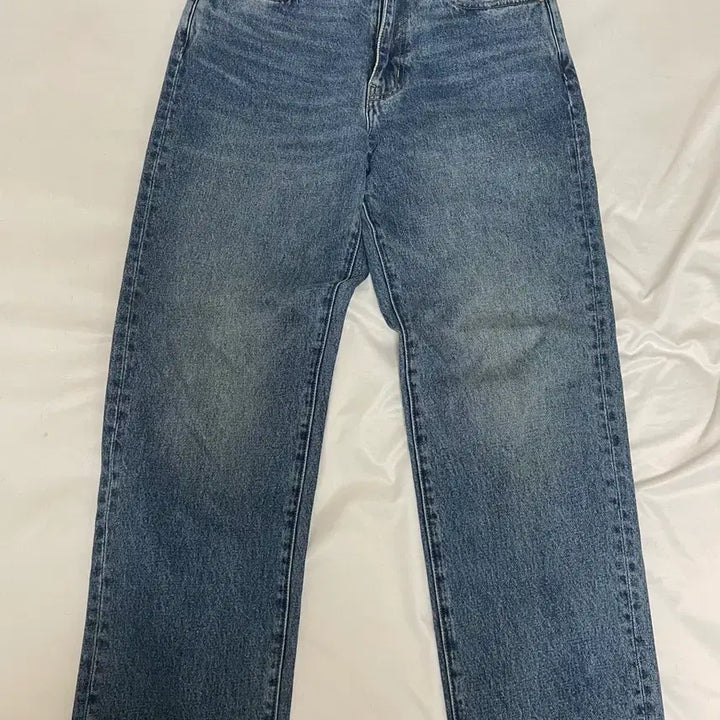 [BUNJANG] Outstanding Tapered Loose Fit Denim Jeans (Size 30) / 아웃스탠딩 테이퍼드 루즈핏 데님 (30)