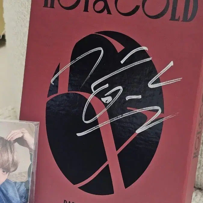 [SOLD OUT] 박지훈 Hot&amp;Cold 친필싸인 앨범 특전 포카포함 양도