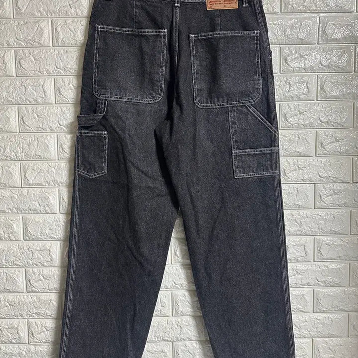 [BUNJANG] Outstanding Loose Fit Carpenter Black Denim Pants S / 아웃스탠딩 루즈핏 카펜터 블랙 데님 팬츠 S