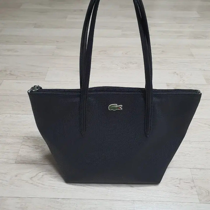[BUNJANG] Lacoste Genuine Leather Handbag / 라코스테 정품 손가방 가방 좋아요