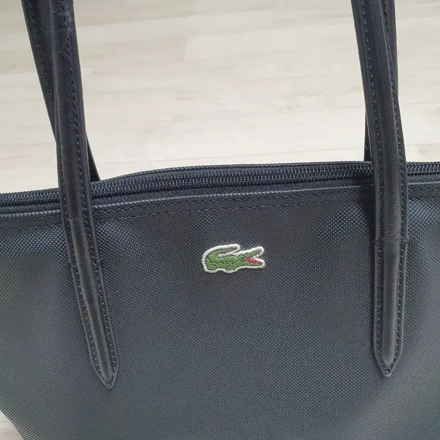 [BUNJANG] Lacoste Genuine Leather Handbag / 라코스테 정품 손가방 가방 좋아요