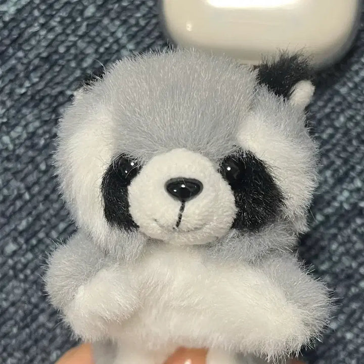 [BUNJANG] Raccoon Keychain Doll / 라쿤 너구리 키링 인형