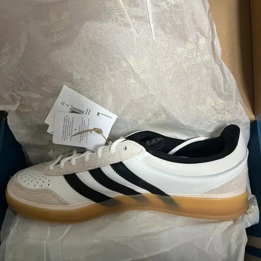 [BUNJANG] Palace x Adidas Samba White Black / [275] 팔라스 x 아디다스 삼바 화이트 블랙
