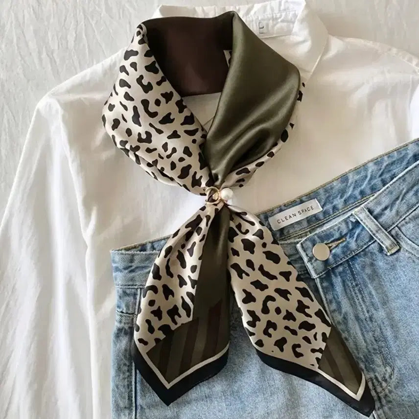 [BUNJANG] Leopard Print Scarf / 레오파드 배색 스카프(새상품)