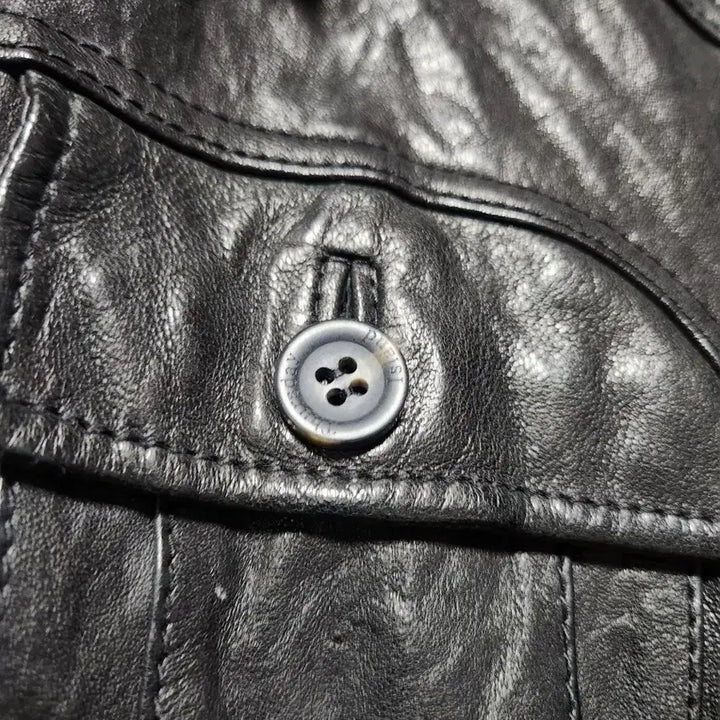 [BUNJANG] Thursday Island Leather Jacket / Thursday Island 블랙 가죽 자켓-55