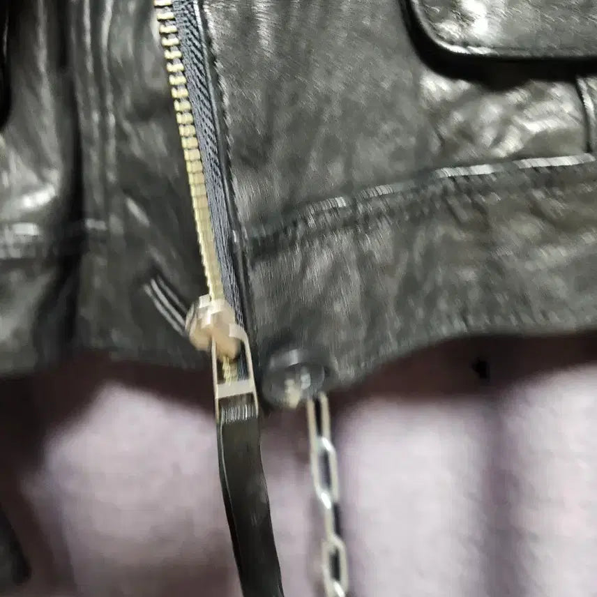 [BUNJANG] Thursday Island Leather Jacket / Thursday Island 블랙 가죽 자켓-55