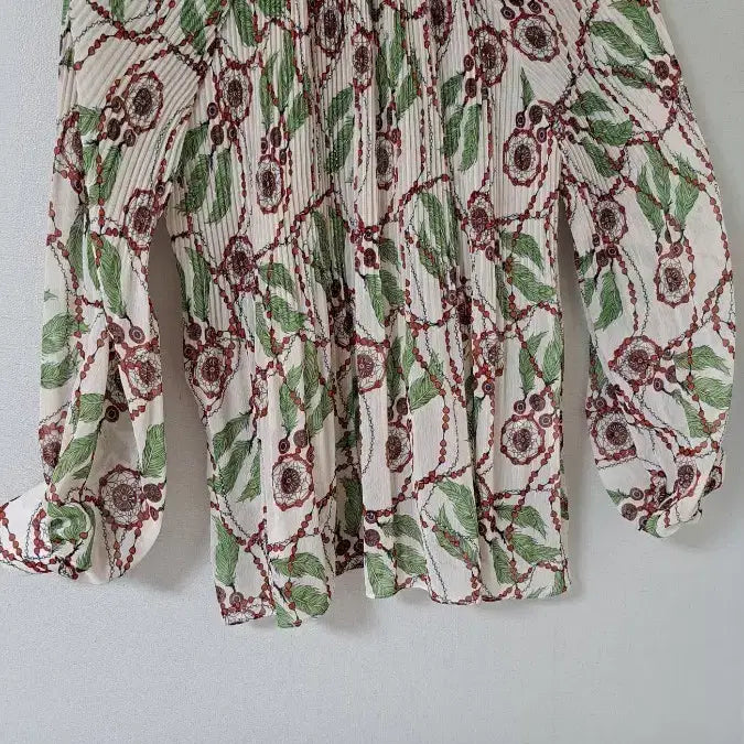 [BUNJANG] Patterned Pleated Blouse / 패턴 플리츠 블라우스 셔링넥 긴팔55,66,새거
