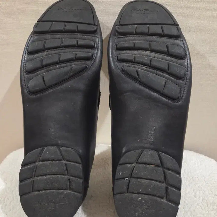 [BUNJANG] Salvatore Ferragamo Gancini Loafers / 제목: 정품 번개페이 페라가모 남성 간치니 로퍼 상태최상 265 270추