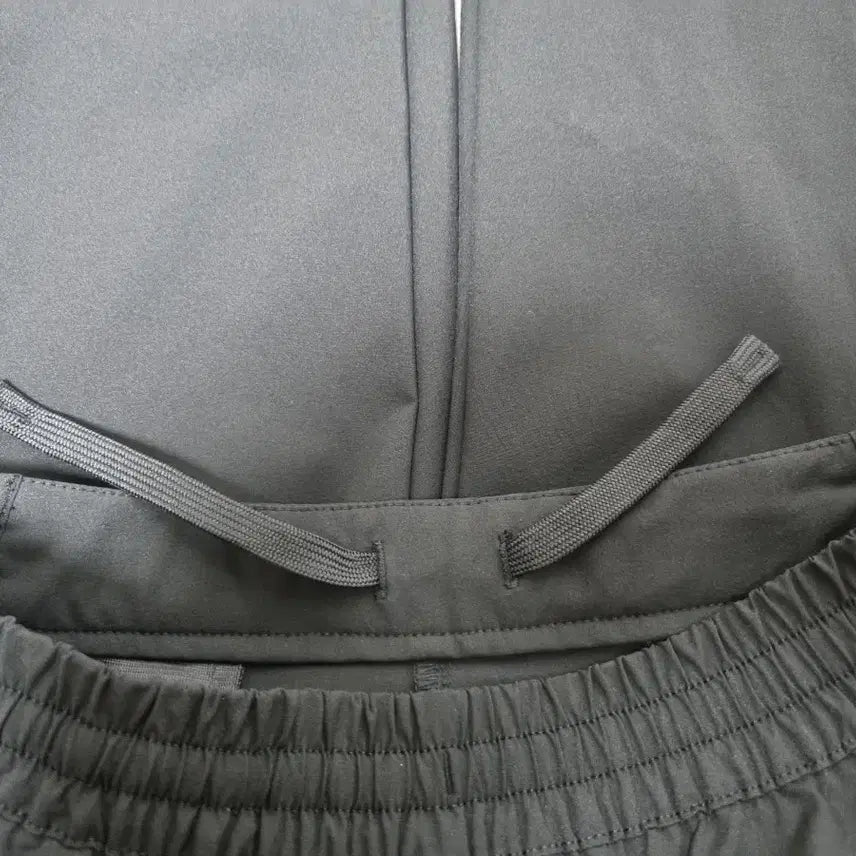 [BUNJANG] The North Face White Label Cargo Pants Black Training Pants / 여성 2023 노스페이스 화이트라벨 카고 바지 팬츠 블랙 검정 트레이닝복