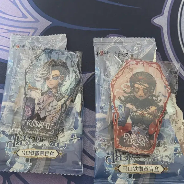[BUNJANG] Identity V Knight &amp; Priestess Badge Set / 제5인격 뱃지 기사,주술사 세트