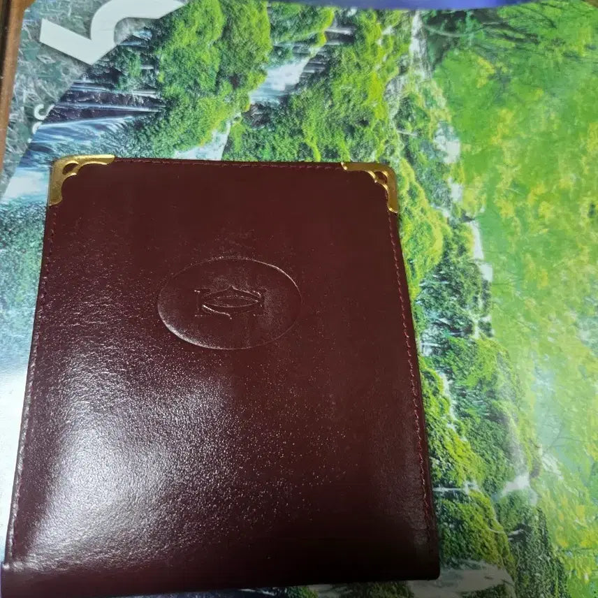 [BUNJANG] 신품급 까르띠에 보르도 카드지갑 금장 장식 / 신품급 까르띠에 보르도 카드지갑 금장 장식