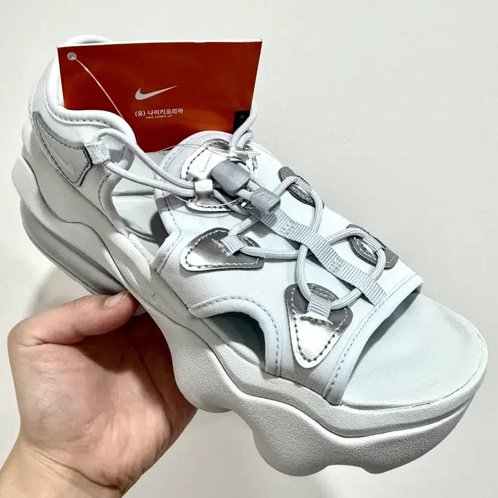 [BUNJANG] Nike Air Max Koko Metallic Silver Sandals (Size 240) / (240)(새상품)나이키 샌들 에어맥스 코코 메탈릭 실버