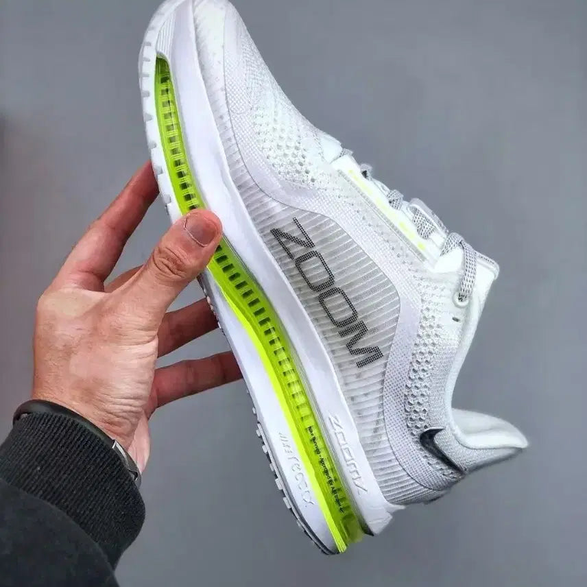 [BUNJANG] Nike Air Max White/Neon Sneakers (Size 265) / 나이키 에어맥스 흰/형광 운동화 사이즈:265