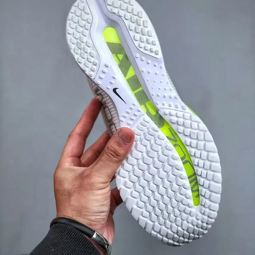 [BUNJANG] Nike Air Max White/Neon Sneakers (Size 265) / 나이키 에어맥스 흰/형광 운동화 사이즈:265