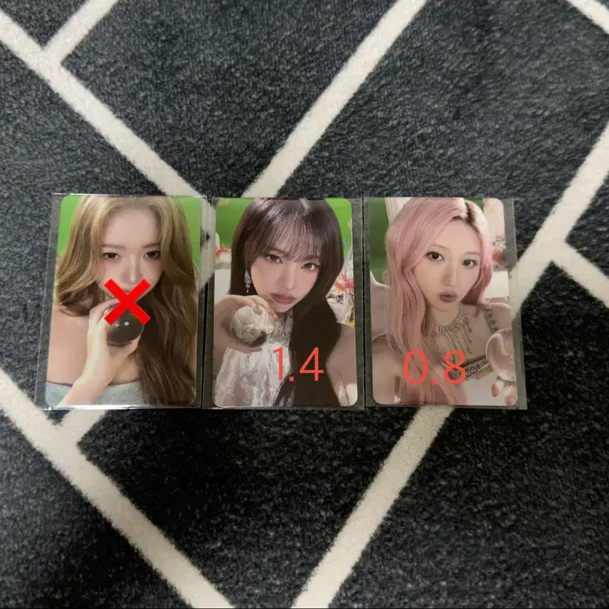 [BUNJANG] IVE Fan-Con IVE MD Random Photocard Pack / 아이브 팬콘 ive md 랜덤 포토카드 팩 포카 양도 원영 레이 리즈