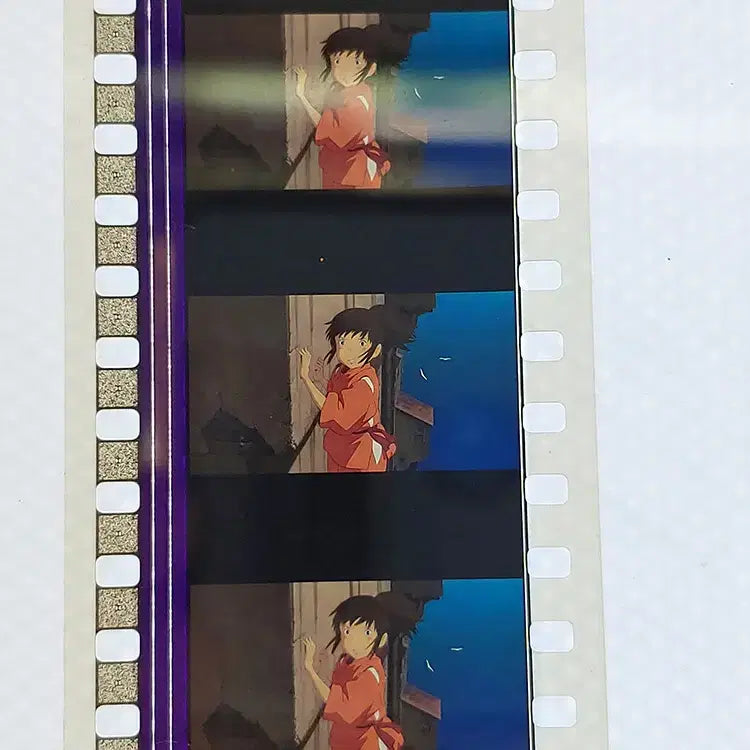 [BUNJANG] Studio Ghibli Spirited Away Film Cut 6-Frame Set / 센과 치히로의 행방불명 영화필름컷 6프레임 3매 (F-2)
