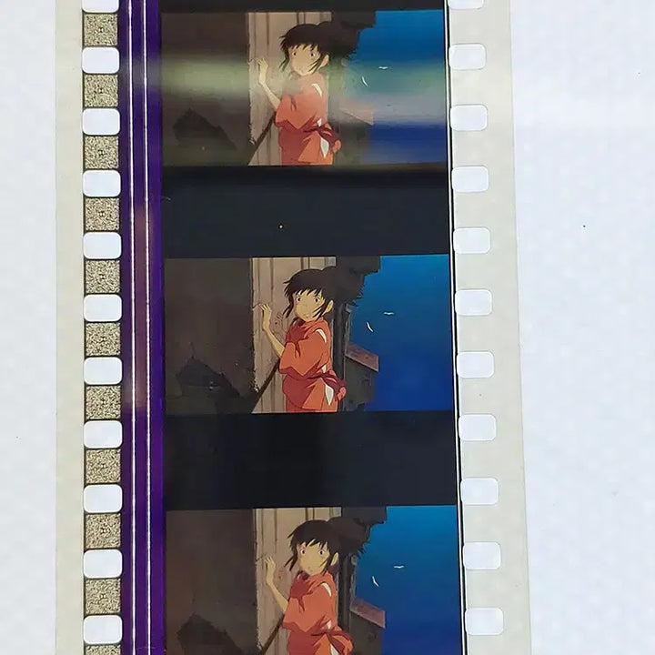 [BUNJANG] Studio Ghibli Spirited Away Film Cut 6-Frame Set / 센과 치히로의 행방불명 영화필름컷 6프레임 3매 (F-2)