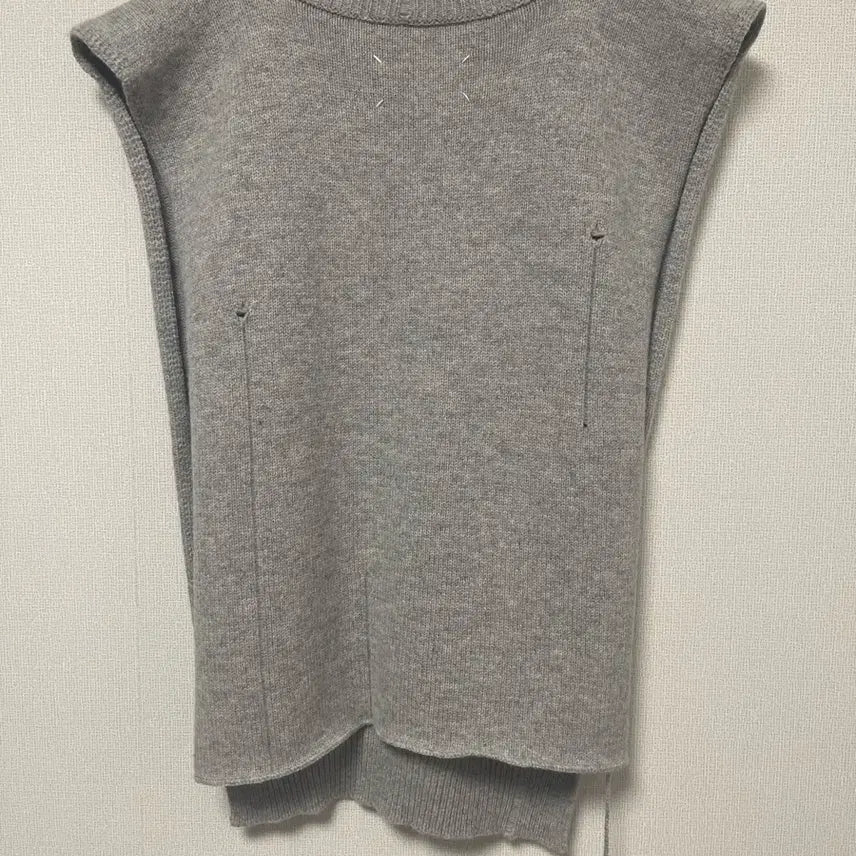 [BUNJANG] Maison Margiela Knit Vest / 메종 마르지엘라 니트베스트