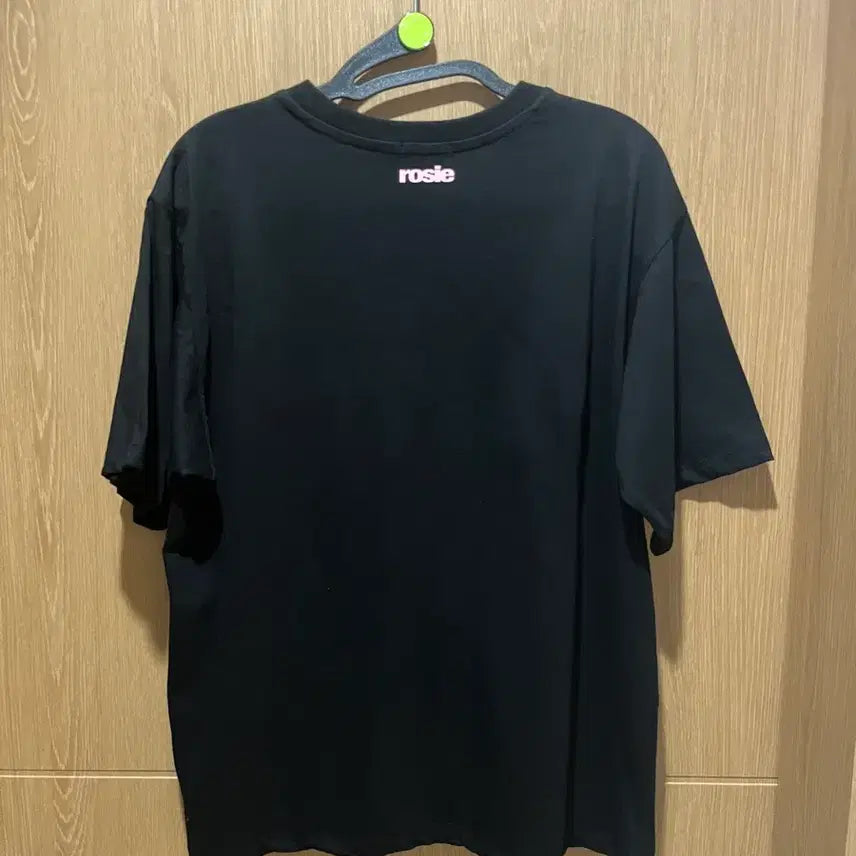 [SOLD OUT] 로제 팝업 티셔츠