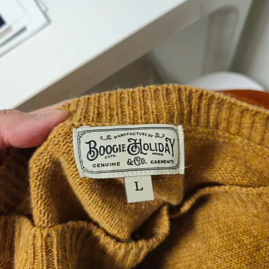[BUNJANG] Boogie Holiday Lambswool Knit Brown / [L] 부기홀리데이 램스울 니트 브라운