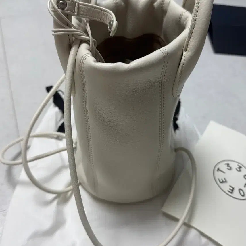 [BUNJANG] ZOET Ivory Slingback Tote Bag / 조에뜨 아이보리 슬링백 토트백