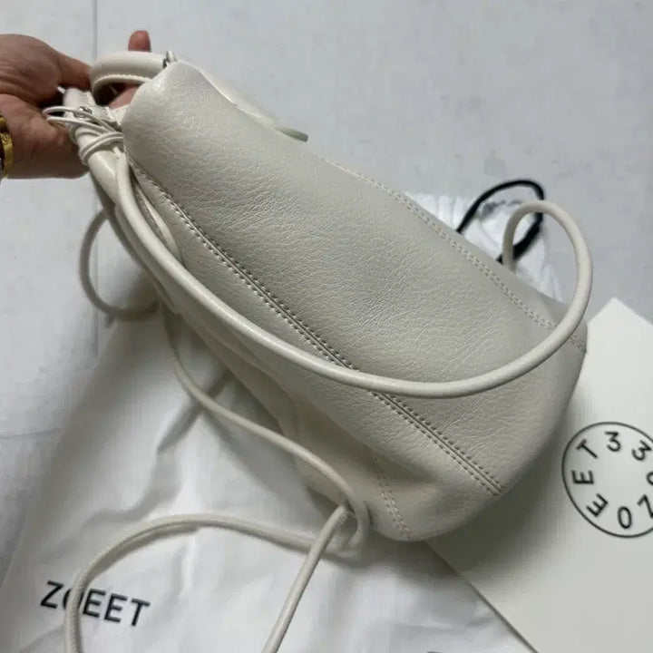 [BUNJANG] ZOET Ivory Slingback Tote Bag / 조에뜨 아이보리 슬링백 토트백