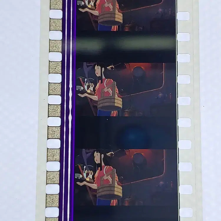 [BUNJANG] Studio Ghibli Spirited Away Film Cut Set / 센과 치히로의 행방불명 영화필름컷 6프레임 3매 (F-7)