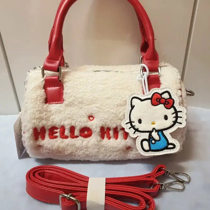 [SOLD OUT] 산리오 헬로키티 시나모롤 뽀글이 토트백 가방