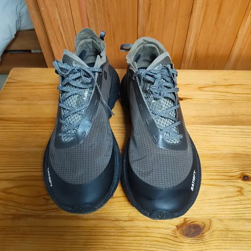 [BUNJANG] Satisfy Rocker Falcon US 9 Shoes / satisfy the rocker