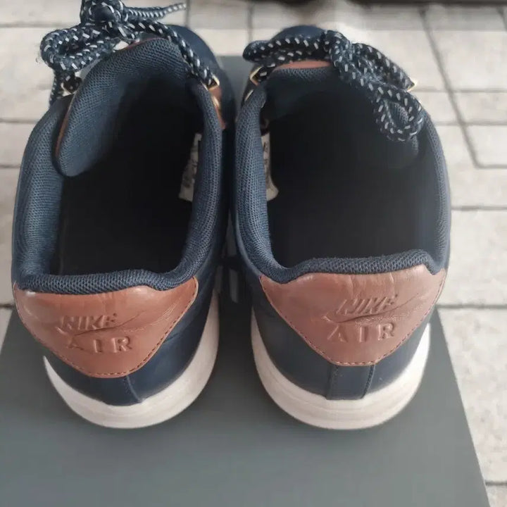 [BUNJANG] Nike Lunar Force 1 Duckboot Low 265 Sneakers / 나이키 루나 포스 1 덕부츠 로우 사이즈 265